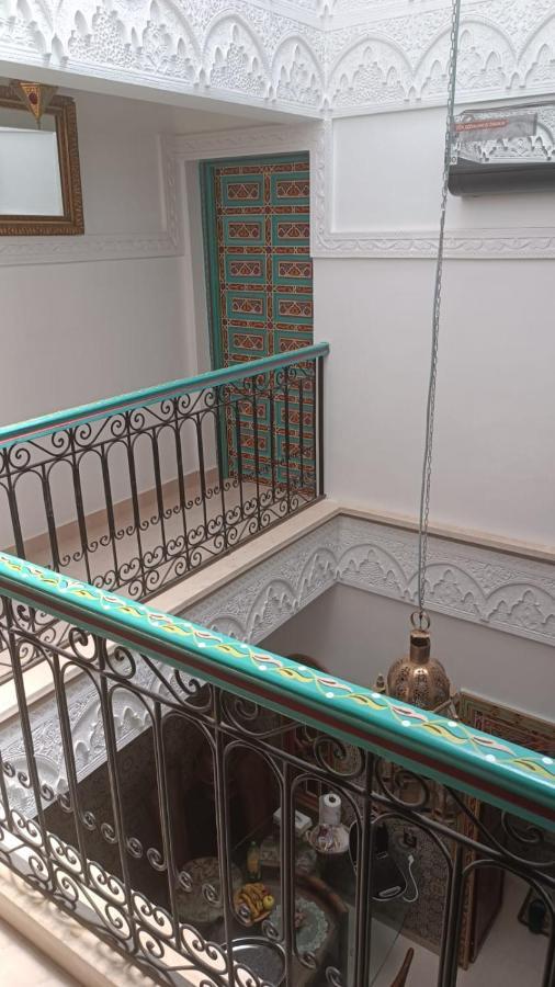Riad A Marrakech Dans La Residence Touristique Al Qaria Assiyahia Marrakesh Esterno foto