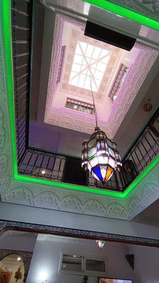 Riad A Marrakech Dans La Residence Touristique Al Qaria Assiyahia Marrakesh Esterno foto