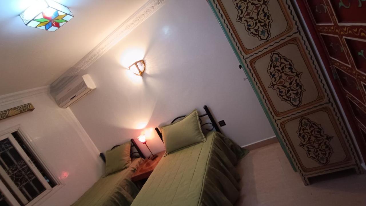 Riad A Marrakech Dans La Residence Touristique Al Qaria Assiyahia Marrakesh Esterno foto