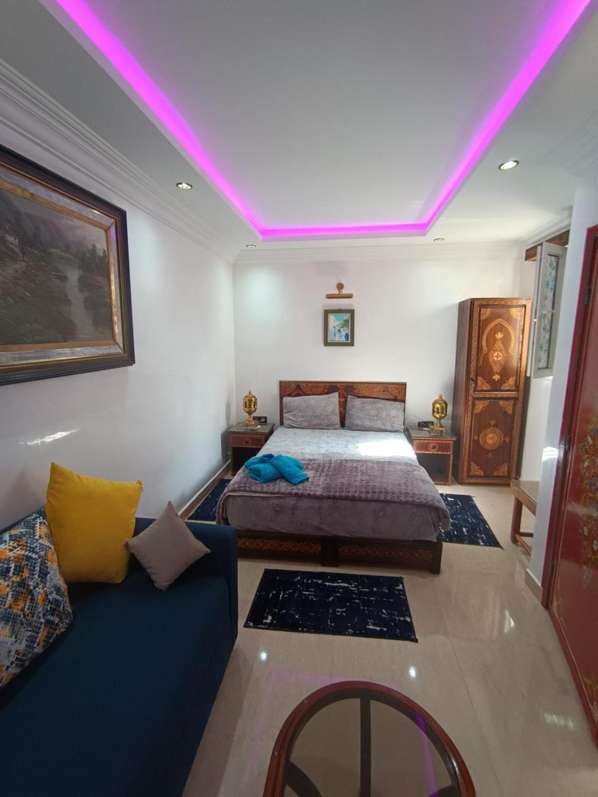 Riad A Marrakech Dans La Residence Touristique Al Qaria Assiyahia Marrakesh Esterno foto